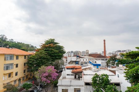 Apartamento à venda com 77m², 2 quartos e 1 vaga Apartamento à venda com 77m², 2 quartos e 1 vagaVista da área comum