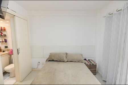 Apartamento à venda com 77m², 2 quartos e 1 vaga Apartamento à venda com 77m², 2 quartos e 1 vagaSuíte