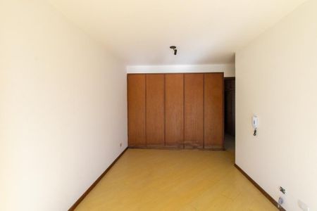 Sala de apartamento à venda com 1 quarto, 65m² em Centro, Curitiba