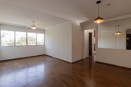 Apartamento à venda com 103m², 3 quartos e 1 vaga Apartamento à venda com 103m², 3 quartos e 1 vagaSala