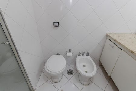 Apartamento à venda com 103m², 3 quartos e 1 vaga Apartamento à venda com 103m², 3 quartos e 1 vagaBanheiro Social