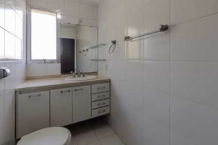 Apartamento à venda com 103m², 3 quartos e 1 vaga Apartamento à venda com 103m², 3 quartos e 1 vagaBanheiro da Suíte