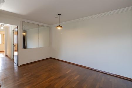 Apartamento à venda com 103m², 3 quartos e 1 vaga Apartamento à venda com 103m², 3 quartos e 1 vagaSala