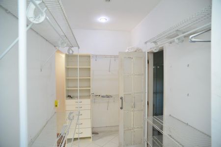 Closet de casa de condomínio à venda com 4 quartos, 304m² em Itanhangá, Rio de Janeiro