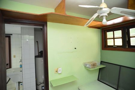Quarto de Serviço de casa de condomínio à venda com 4 quartos, 304m² em Itanhangá, Rio de Janeiro