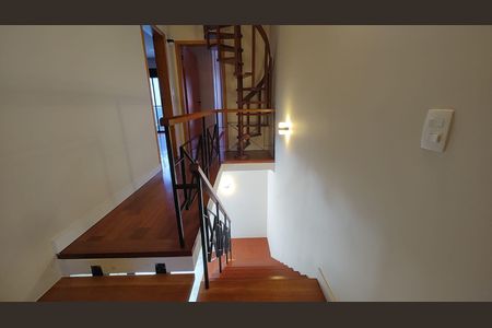 Casa à venda com 3 quartos, 420m² em Portal do Paraíso I, Jundiaí
