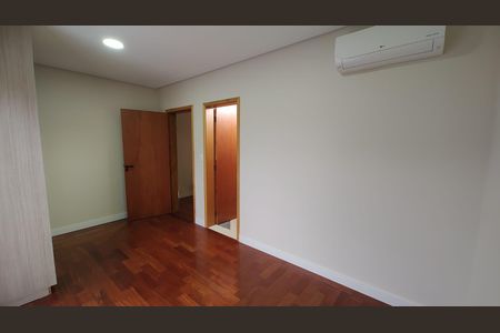 Casa à venda com 420m², 3 quartos e 6 vagas