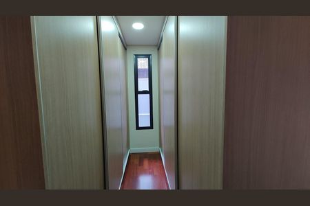 Casa à venda com 420m², 3 quartos e 6 vagas