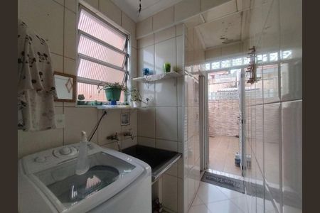Área de Serviço de casa à venda com 4 quartos, 77m² em Osvaldo Cruz, São Caetano do Sul
