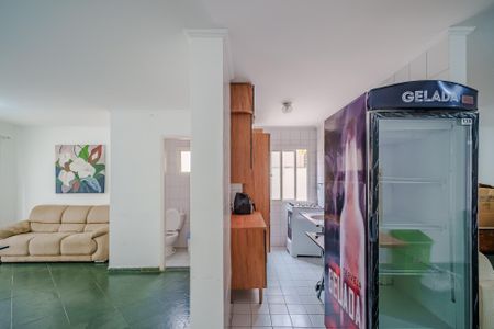 Apartamento para alugar com 46m², 2 quartos e 1 vaga Apartamento para alugar com 46m², 2 quartos e 1 vagaÁrea comum - Salão de festas