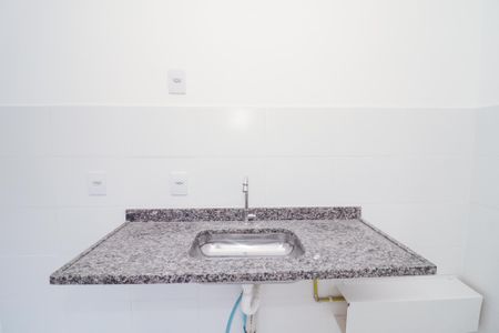 Apartamento à venda com 33m², 2 quartos e sem vaga Apartamento à venda com 33m², 2 quartos e sem vagaCozinha e Área de Serviço