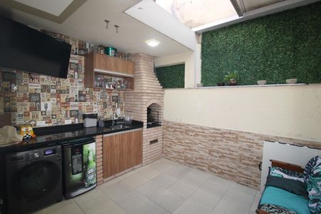 Casa de condomínio à venda com 98m², 2 quartos e 2 vagasÁrea de Serviço