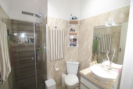 Casa de condomínio à venda com 98m², 2 quartos e 2 vagasBanheiro