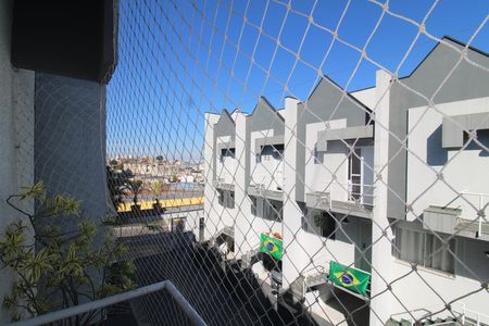 Casa de condomínio à venda com 98m², 2 quartos e 2 vagasQuarto 2 - Varanda