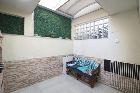Casa de condomínio à venda com 98m², 2 quartos e 2 vagasÁrea de Serviço