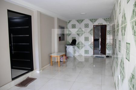 Casa à venda com 105m², 3 quartos e 2 vagas