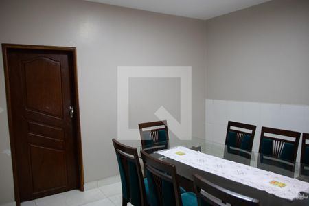 Casa à venda com 3 quartos, 105m² em Setor Perim, Goiânia
