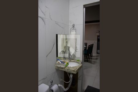 Casa à venda com 105m², 3 quartos e 2 vagas