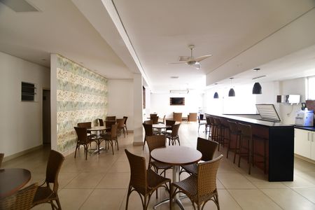 Apartamento à venda com 56m², 2 quartos e 2 vagasÁrea comum - Salão de festas