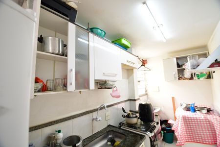 Apartamento à venda com 56m², 2 quartos e 2 vagasCozinha
