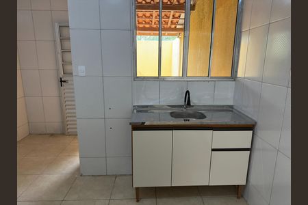 Casa de condomínio para alugar com 75m², 2 quartos e 1 vaga Casa de condomínio para alugar com 75m², 2 quartos e 1 vagaCozinha