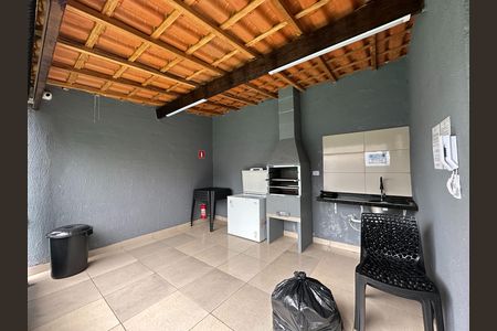 Casa de condomínio para alugar com 75m², 2 quartos e 1 vaga Casa de condomínio para alugar com 75m², 2 quartos e 1 vagaÁrea comum - Churrasqueira