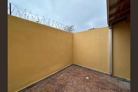 Casa de condomínio para alugar com 75m², 2 quartos e 1 vaga Casa de condomínio para alugar com 75m², 2 quartos e 1 vagaQuintal