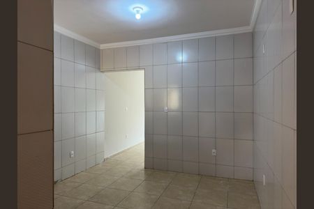 Cozinha de casa de condomínio para alugar com 2 quartos, 75m² em Jardim Jacinto, Jacareí