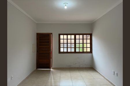 Casa de condomínio para alugar com 75m², 2 quartos e 1 vaga Casa de condomínio para alugar com 75m², 2 quartos e 1 vagaSala