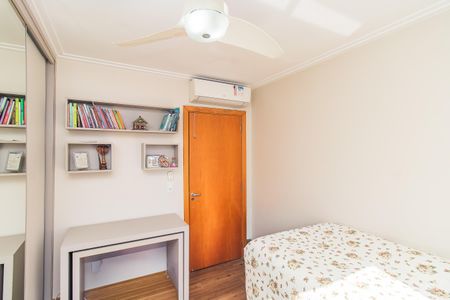 Apartamento à venda com 120m², 3 quartos e 2 vagas Apartamento à venda com 120m², 3 quartos e 2 vagasQuarto