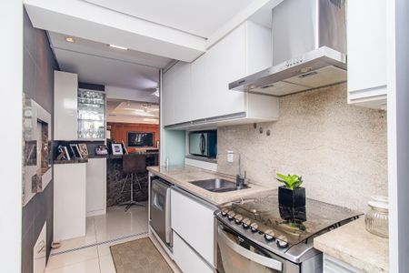 Apartamento à venda com 120m², 3 quartos e 2 vagas Apartamento à venda com 120m², 3 quartos e 2 vagasCozinha