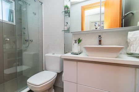 Apartamento à venda com 120m², 3 quartos e 2 vagas Apartamento à venda com 120m², 3 quartos e 2 vagasBanheiro