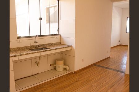 Casa para alugar com 85m², 2 quartos e 1 vaga