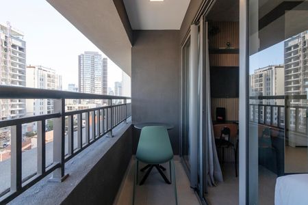 Studio para alugar com 17m², 1 quarto e sem vaga Studio para alugar com 17m², 1 quarto e sem vagaVaranda