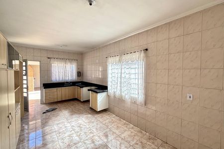 Casa para alugar com 140m², 3 quartos e 2 vagas Casa para alugar com 140m², 3 quartos e 2 vagasCozinha