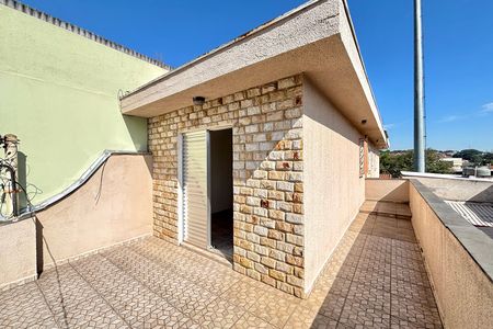 Varanda  de casa para alugar com 3 quartos, 140m² em Jardim Santo Antonio, São Paulo