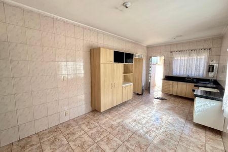 Casa para alugar com 140m², 3 quartos e 2 vagas Casa para alugar com 140m², 3 quartos e 2 vagasCozinha