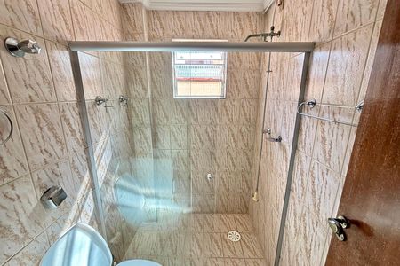 Casa para alugar com 140m², 3 quartos e 2 vagas Casa para alugar com 140m², 3 quartos e 2 vagasBanheiro 1