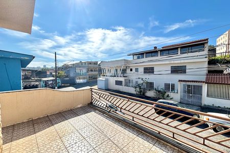 Casa para alugar com 140m², 3 quartos e 2 vagas Casa para alugar com 140m², 3 quartos e 2 vagasVaranda