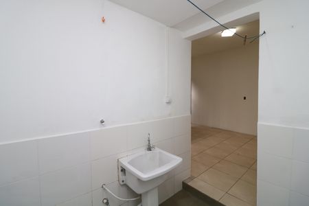 Casa para alugar com 50m², 1 quarto e sem vagaÁrea de Serviço
