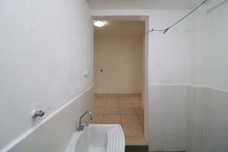 Casa para alugar com 50m², 1 quarto e sem vagaÁrea de Serviço