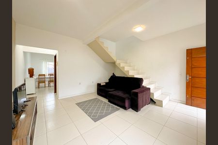 Casa para alugar com 110m², 2 quartos e 1 vagaSala de TV