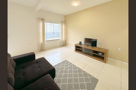 Sala de TV de casa para alugar com 2 quartos, 110m² em Ingleses do Rio Vermelho, Florianópolis