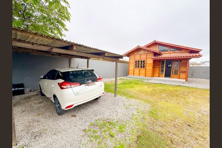 Garagem de casa para alugar com 2 quartos, 110m² em Ingleses do Rio Vermelho, Florianópolis