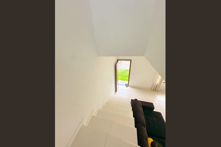 Casa para alugar com 110m², 2 quartos e 1 vagaEscada
