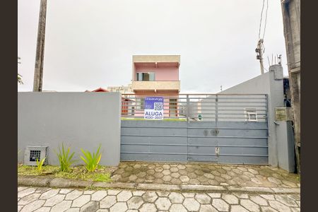 Casa para alugar com 110m², 2 quartos e 1 vagaFachada