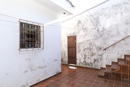Casa à venda com 250m², 2 quartos e 5 vagasQuintal