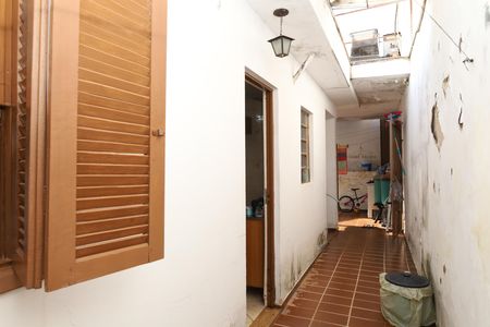 Casa à venda com 250m², 2 quartos e 5 vagasQuintal