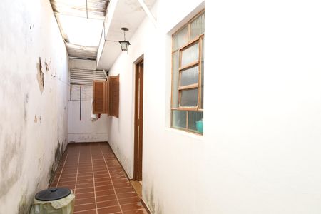 Casa à venda com 250m², 2 quartos e 5 vagasQuintal