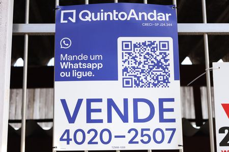 Placa  de casa à venda com 2 quartos, 250m² em Parque Santa Rita, São Paulo